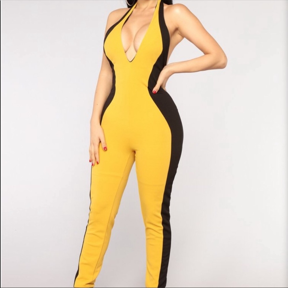 Fashion nova Jumpsuit